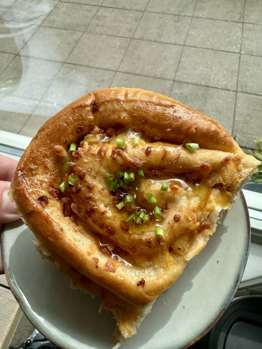 Hartig kaas-bosui-broodje